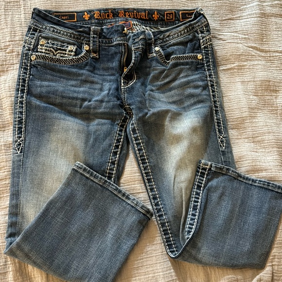 *****SOLD****Rock Revival Capri. - Picture 1 of 4